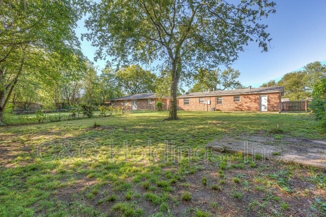 Building Photo - 2427 S 126th E Ave