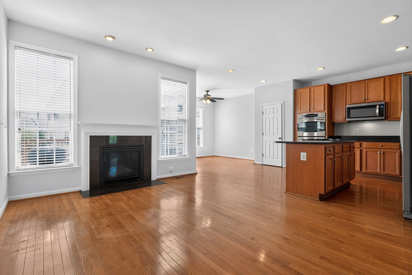 Building Photo - 2347 Battery Hill Cir