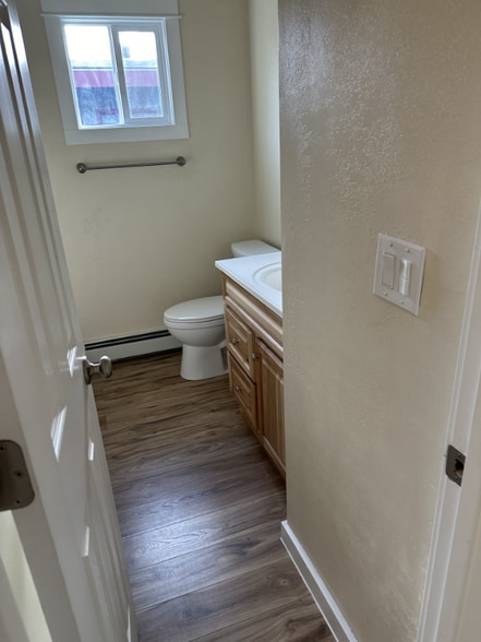 Building Photo - 1028 Longstaff St