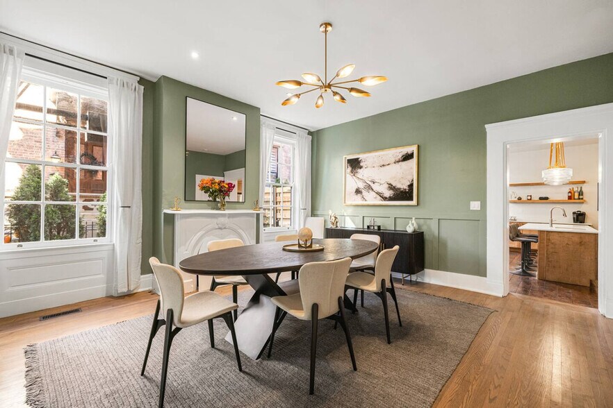 Building Photo - 1326 Broadway