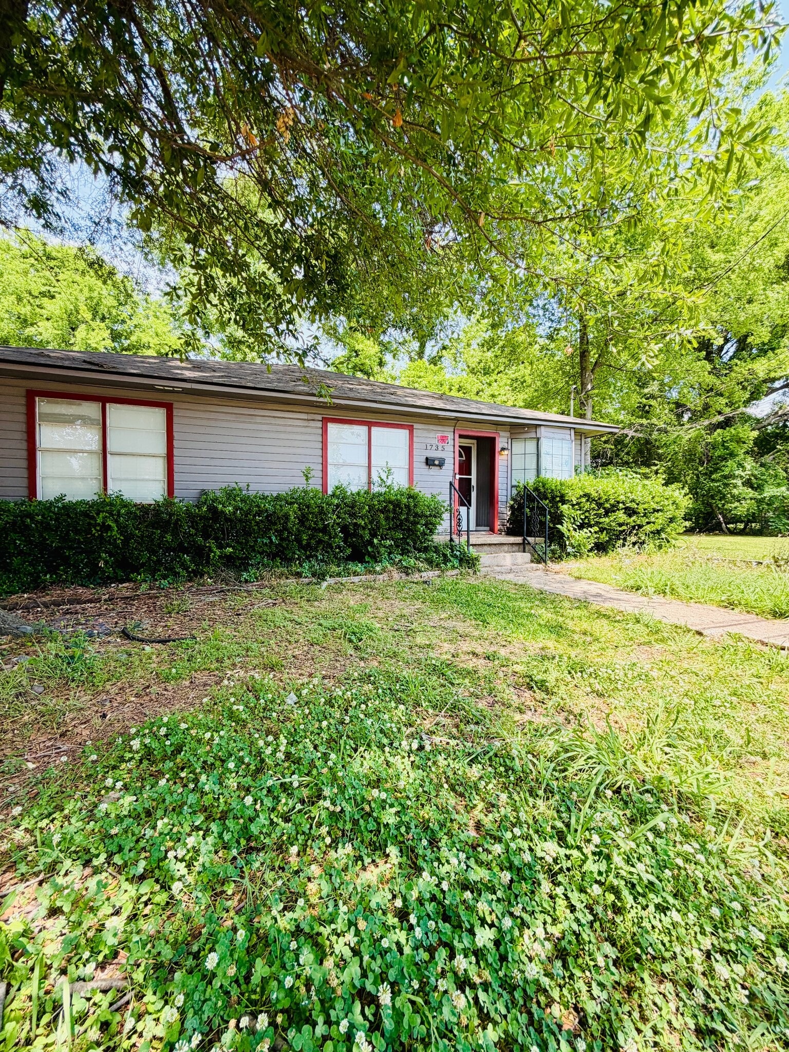 Building Photo - 1735 Green St