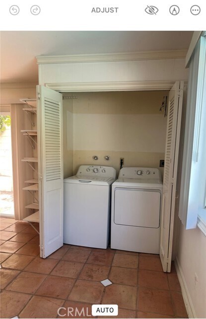 Building Photo - 17041 Escalon Dr