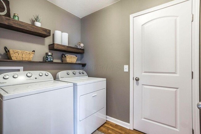 Building Photo - 5660 Caledonia Dr