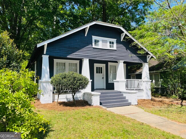 Building Photo - 410 Alford St