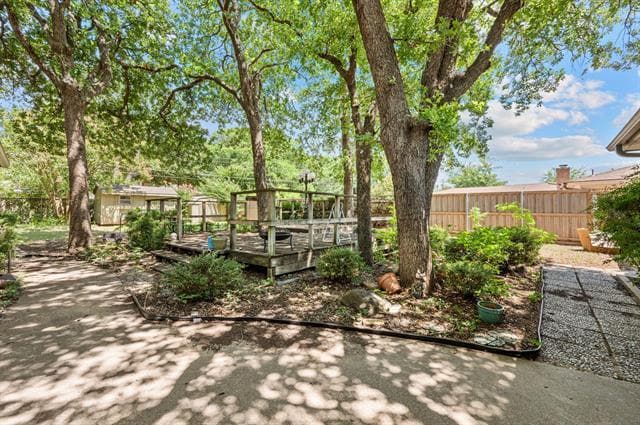 Building Photo - 1332 Brookside Dr