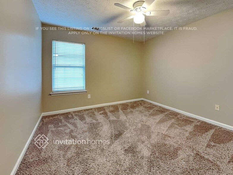 Building Photo - 1346 Dalesford Dr