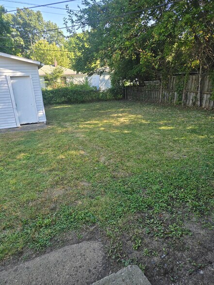 Building Photo - 2618 Horton Dr