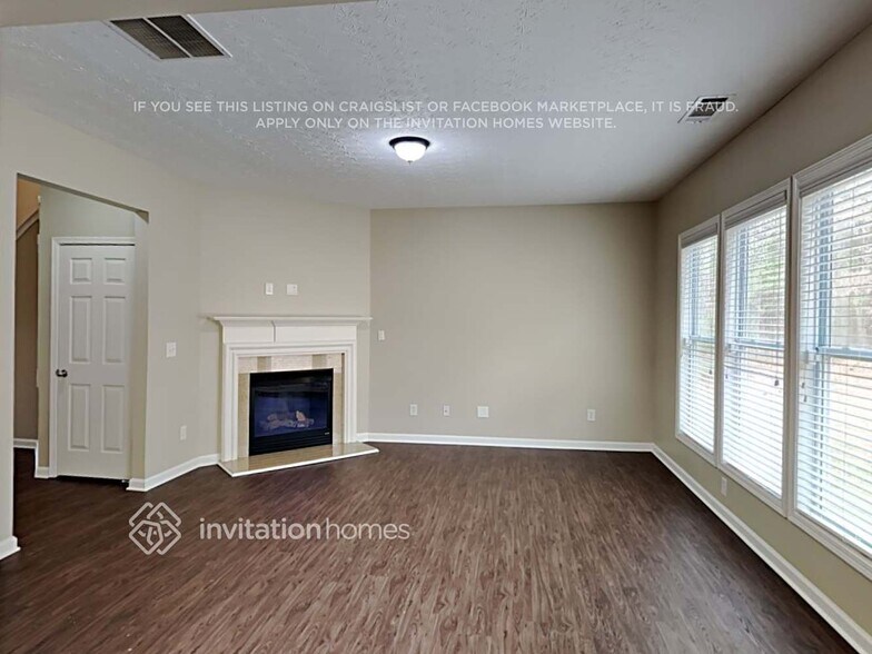Building Photo - 4684 Windale Dr NW