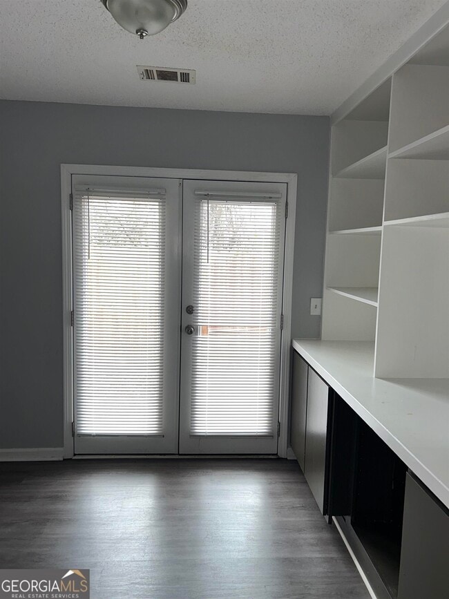 Building Photo - 3596 Janna Ln SW