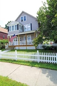 Building Photo - 136-138 West Center Street - Duplex