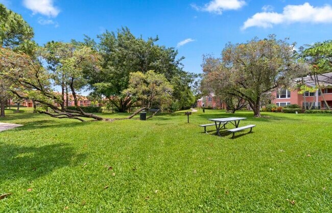 Building Photo - 1055 Crystal Way