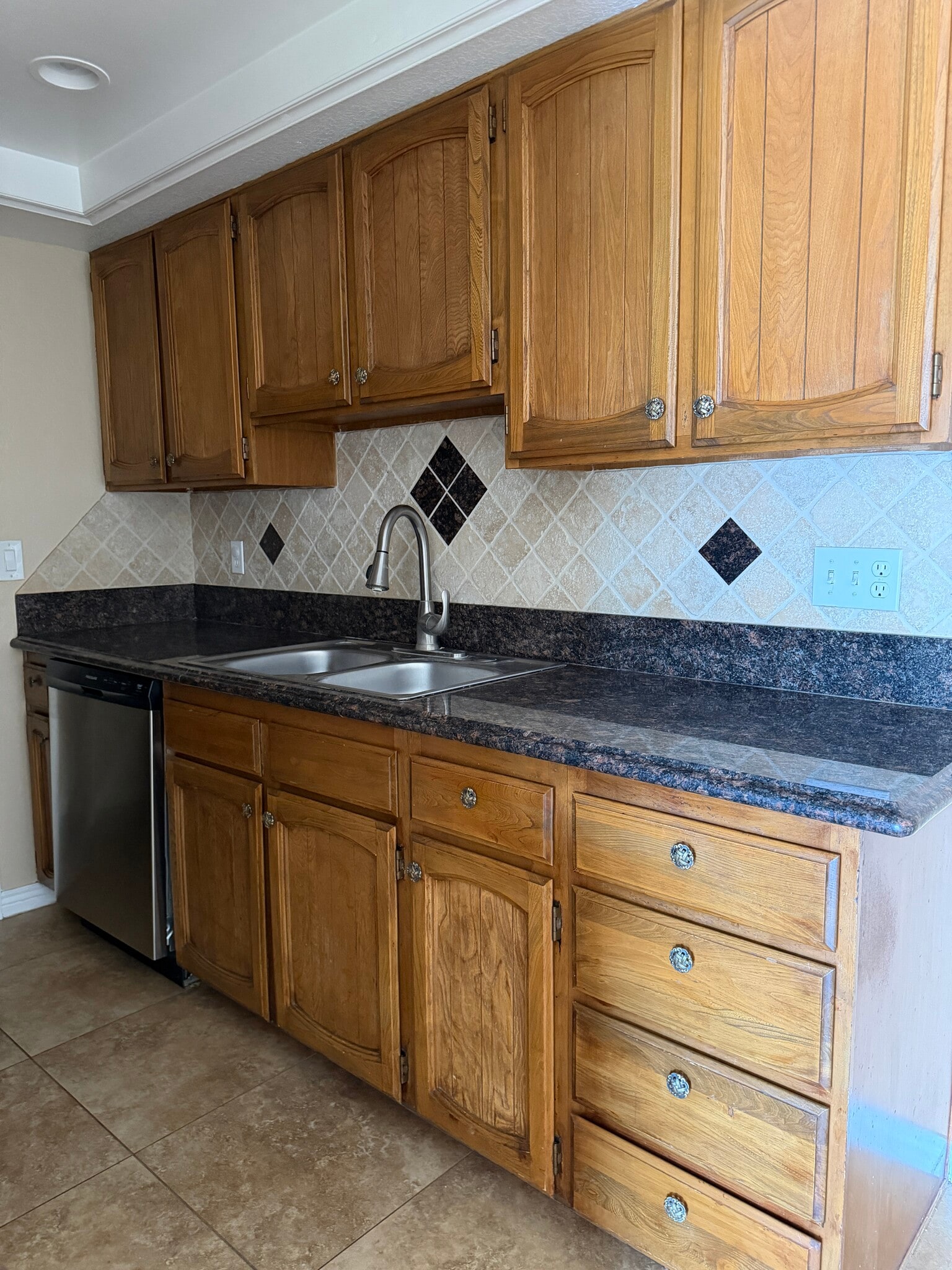 Building Photo - 16635 N Cave Creek Rd