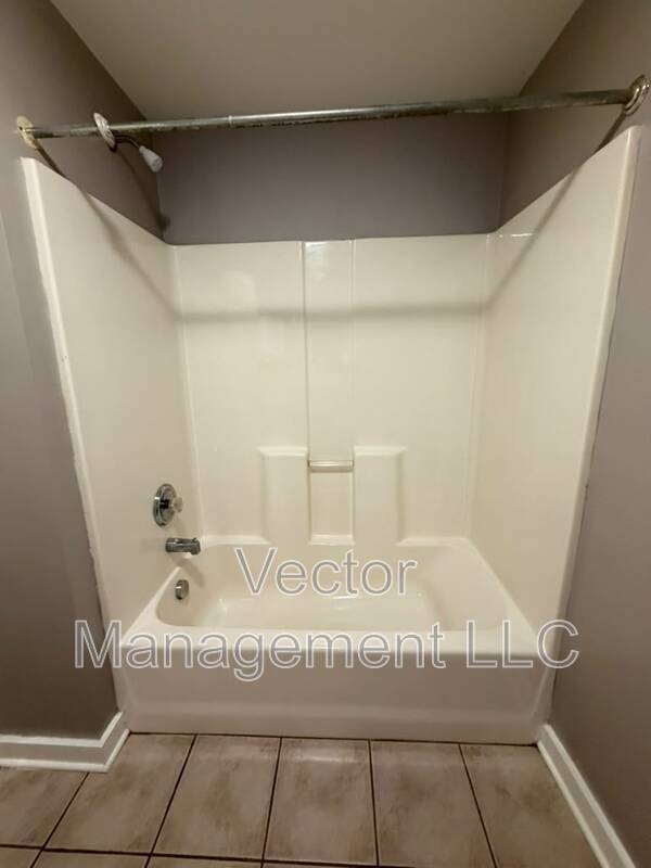 Building Photo - 1349 Dixwell Ave
