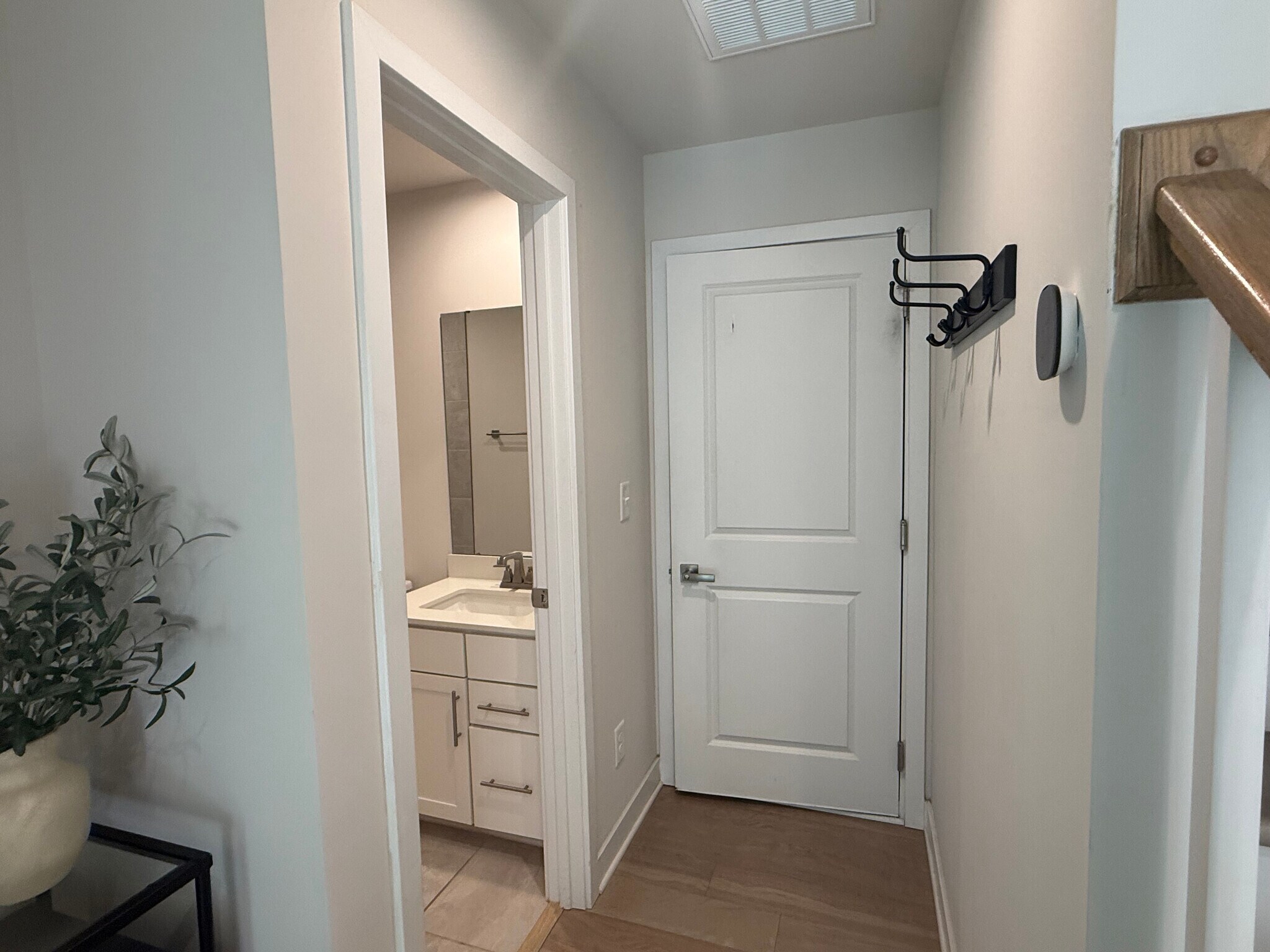 Building Photo - Room in Townhome on Tristram Ln