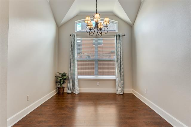Building Photo - 8113 Greenwood Dr