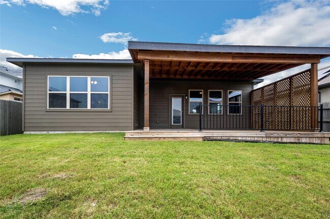 Building Photo - 16408 Fetching Ave