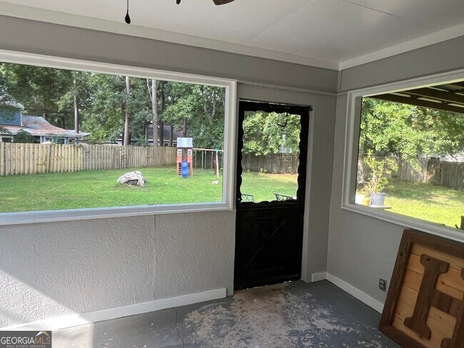 Building Photo - 308 Maggie Way
