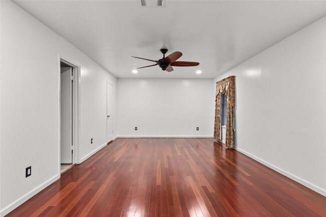 Building Photo - 9814 Sageroyal Ln