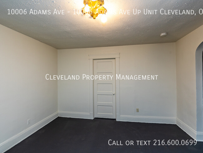 Building Photo - East Side Cleveland Duplex