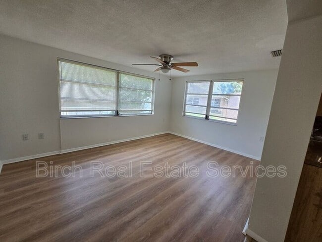 Building Photo - 1625 Colmar Dr