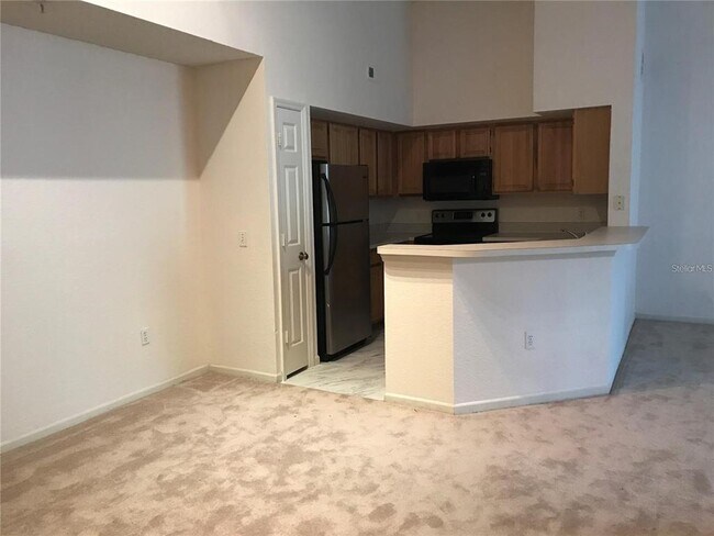 Building Photo - 13015 Plantation Park Cir