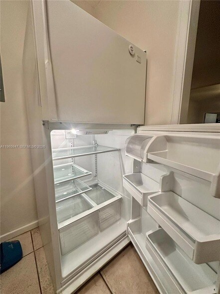 Building Photo - 430 76th St