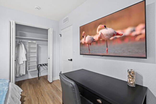 Building Photo - 115 Esther Dr