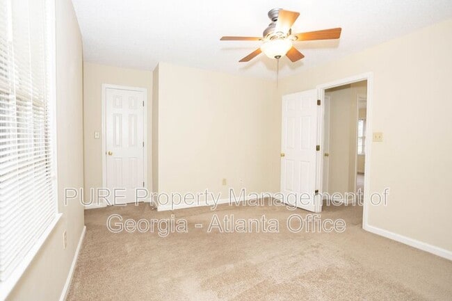 Building Photo - 1697 Paddlewheel Dr NE