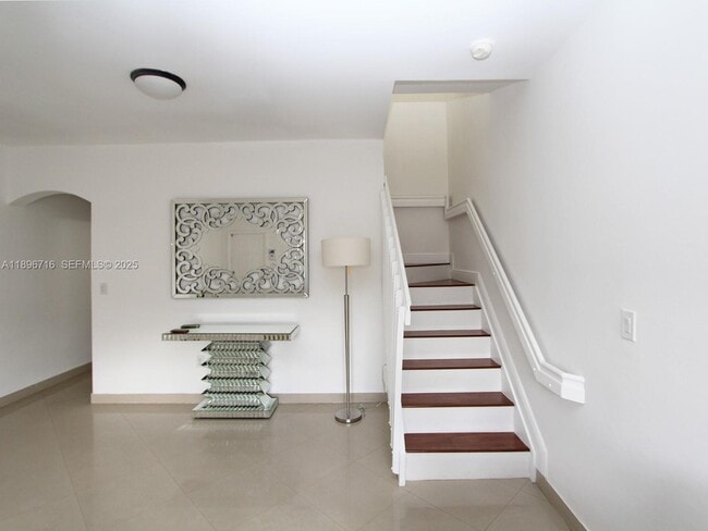 Building Photo - 5755 NW 115th Ct