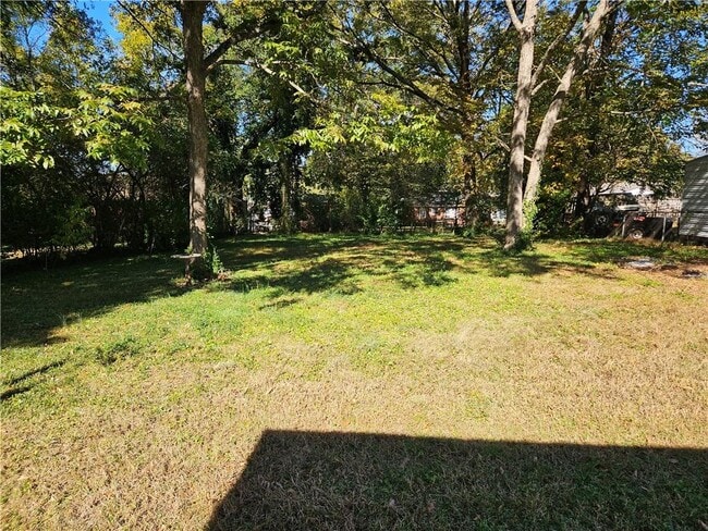 Building Photo - 173 Nancy Dr SE