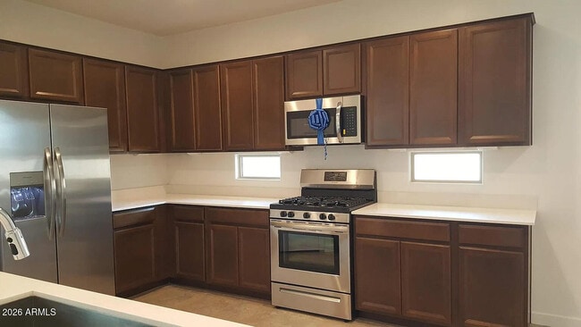 Building Photo - 16424 W Questa Dr