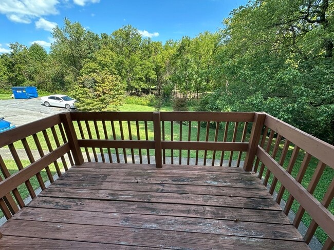 Building Photo - 2 Bedrooms 1.5 baths Townhouse, Kingsport TN