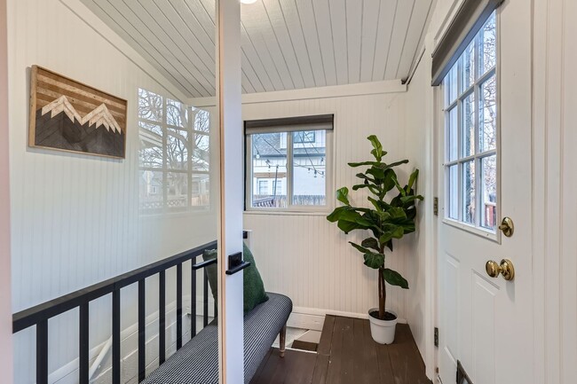 Building Photo - Remodeled Row Home in one of Denver's most...