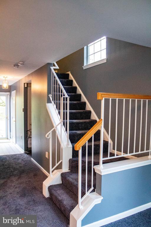 Building Photo - 2095 Pawlet Dr