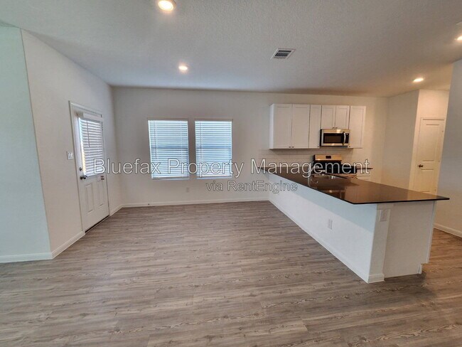 Building Photo - 13907 Sickle Rdg