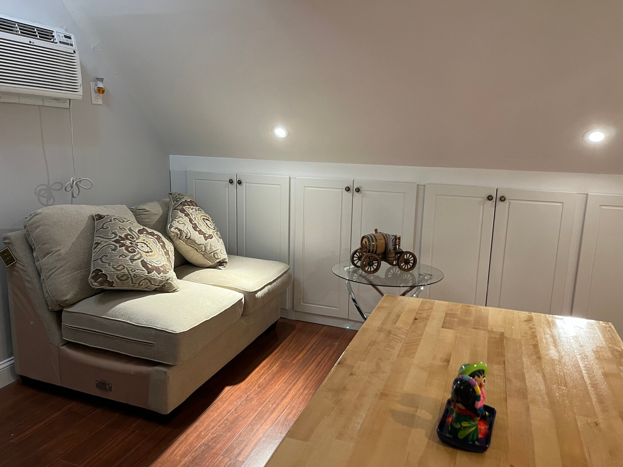 Building Photo - 8 Bunting Ln