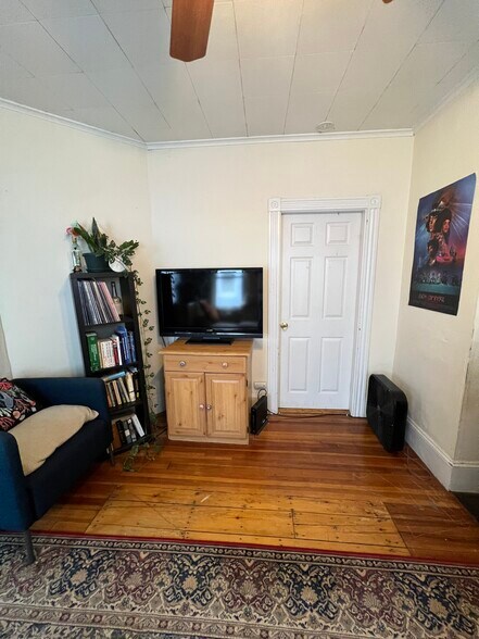 Building Photo - 12-14 Hancock St. Unit 1