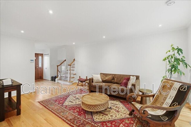 Building Photo - 9221 Talisman Dr