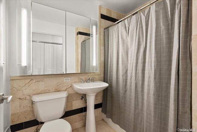 Building Photo - 20 West St