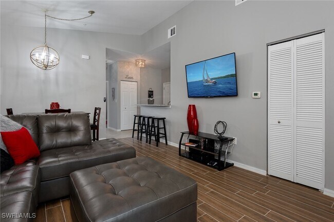 Building Photo - 15430 Bellamar Cir