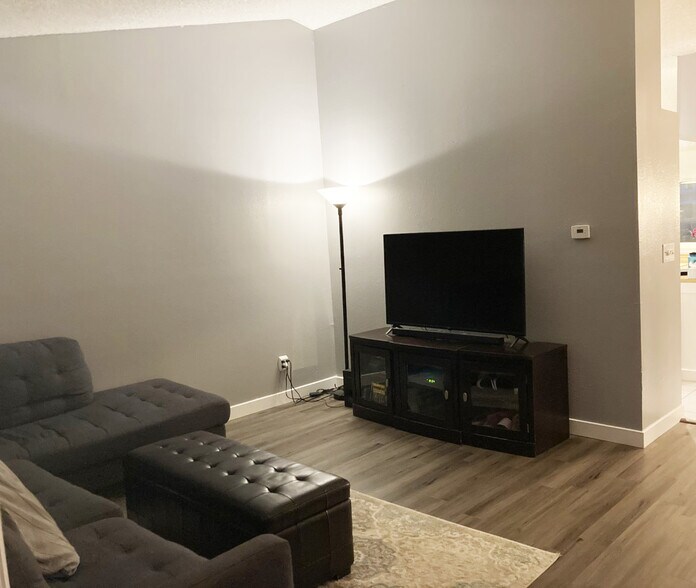 Living Room - 8033 S Garrison Way