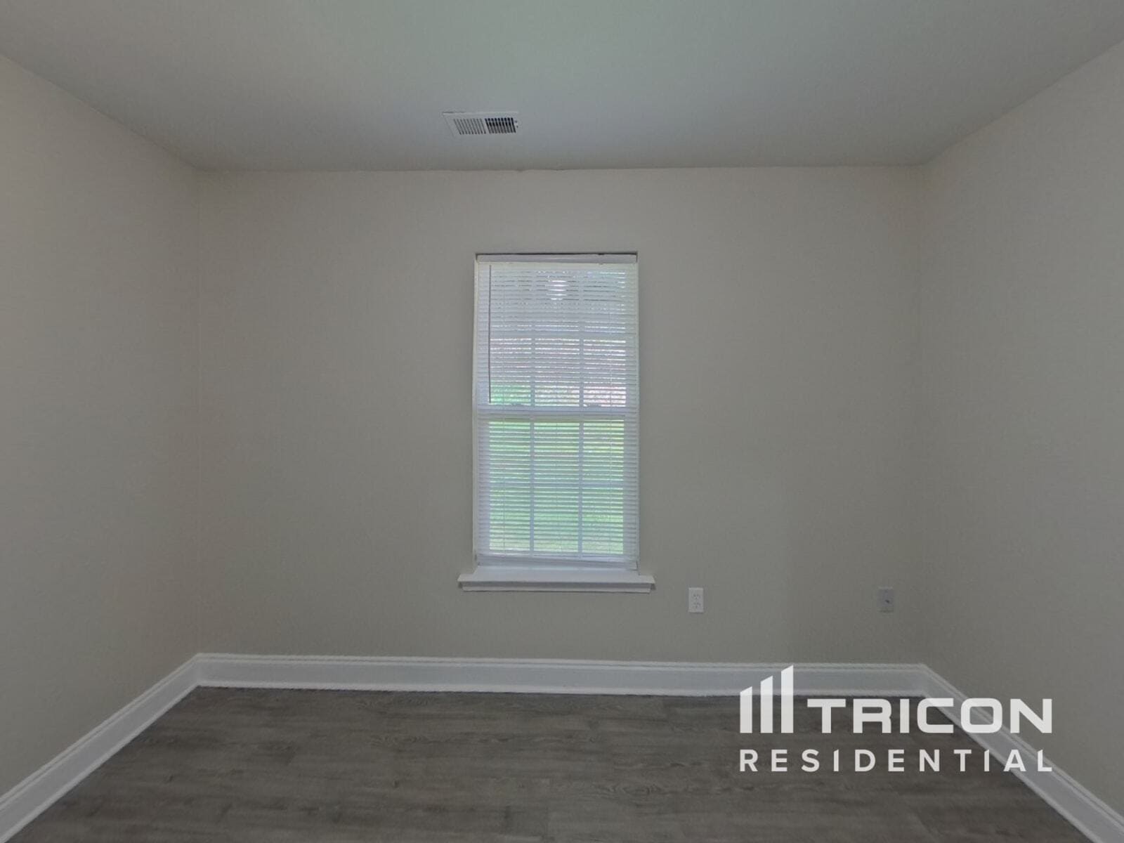 Building Photo - 941 Lynnview Ct
