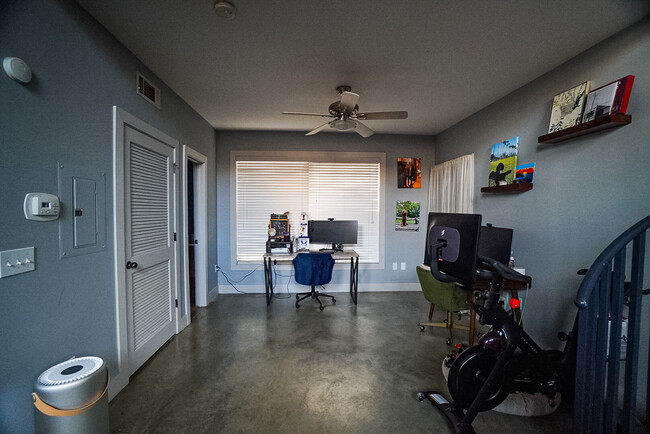 Downstairs bedroom or office - 791 Wylie St SE