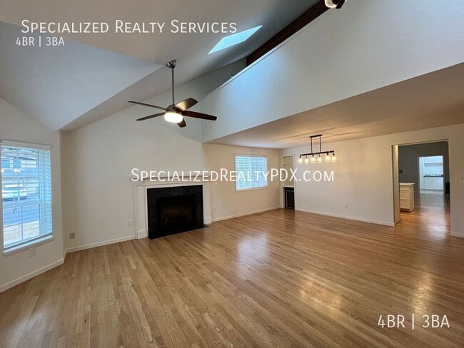 Building Photo - 5749 NE Harvest St