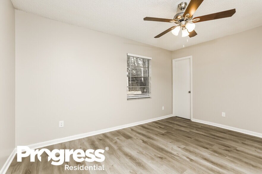 Building Photo - 392 Panama Cir