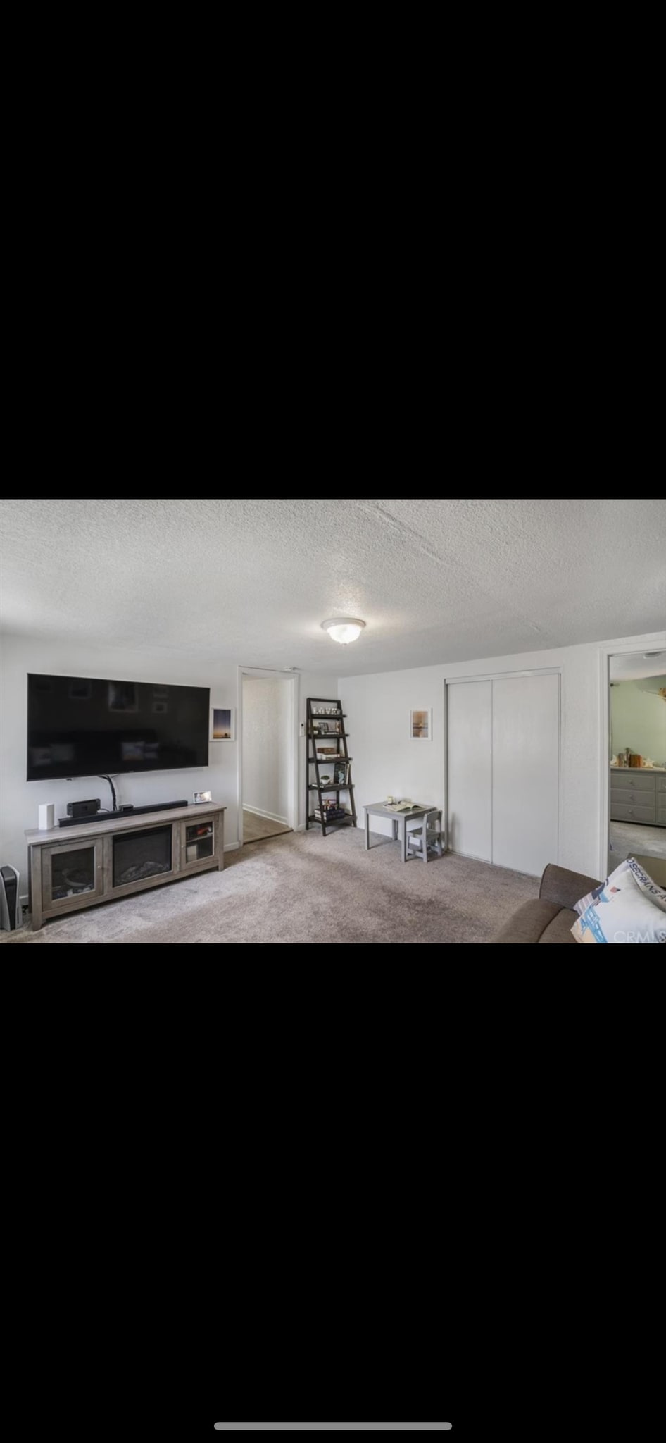 Building Photo - 4625 W 145th St