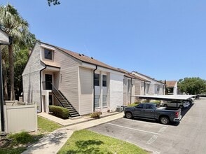 Building Photo - 4819 Puritan Cir