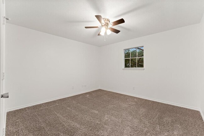 Building Photo - 14826 N Eldridge Pkwy
