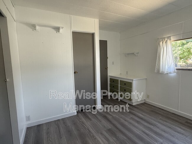 Building Photo - 2515 Nonpareil Rd