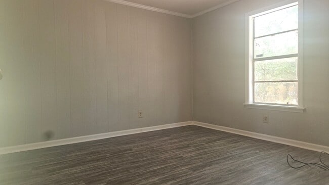 Building Photo - Catalina Beach Estates